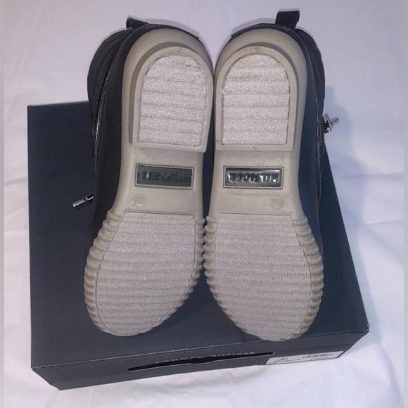 New In Box Tommy Hilfiger Raziel-SC Duck Boot Women Black Sizes 6M, 5M - Picture 4 of 12